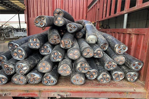 �Ͼɵ��»���